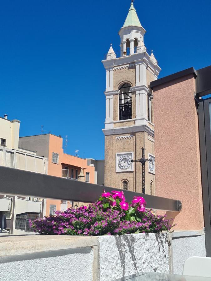 مبيت وإفطار بيسكارا Terrazze Caracciolo المظهر الخارجي الصورة